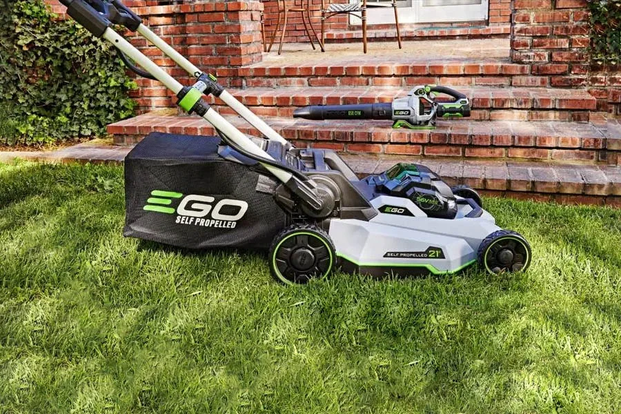 self propelled battery lawnmower